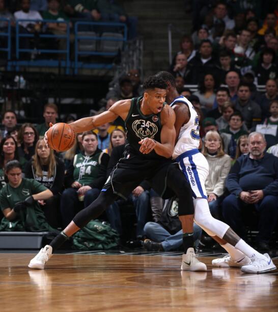 麦克阿瑟升 麦克阿瑟升